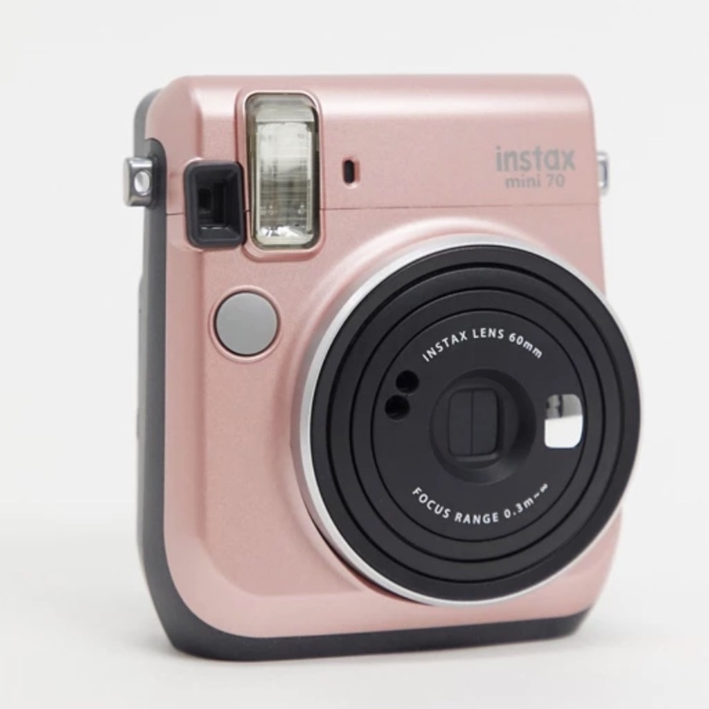 ISO • Fujifilm Instax mini 70 Camera 📸
